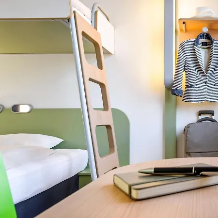Ibis Budget Muenchen Putzbrunn Exterior photo